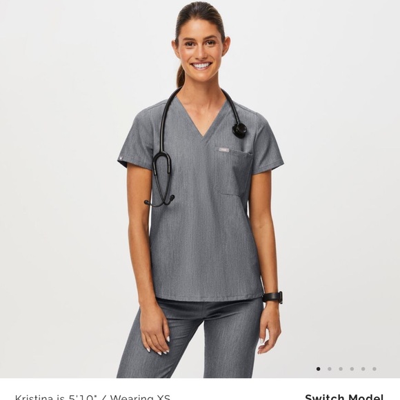 Figs Catarina One Pocket Scrub Top in Graphite Gray - Picture 2 of 5